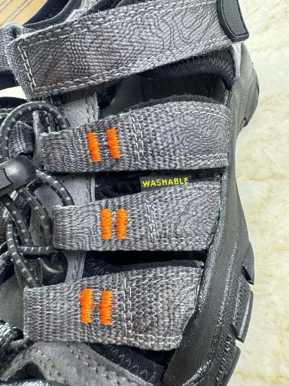 Keen Newport H2 Closed Toe Water Sandals Gray Black Kids Size 13